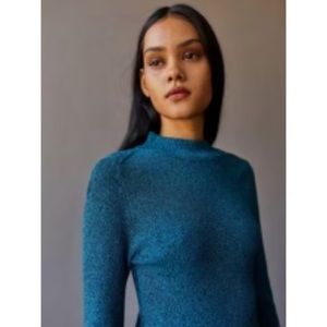 URBAN OUTFITTERS TURTLENECK SWEATER